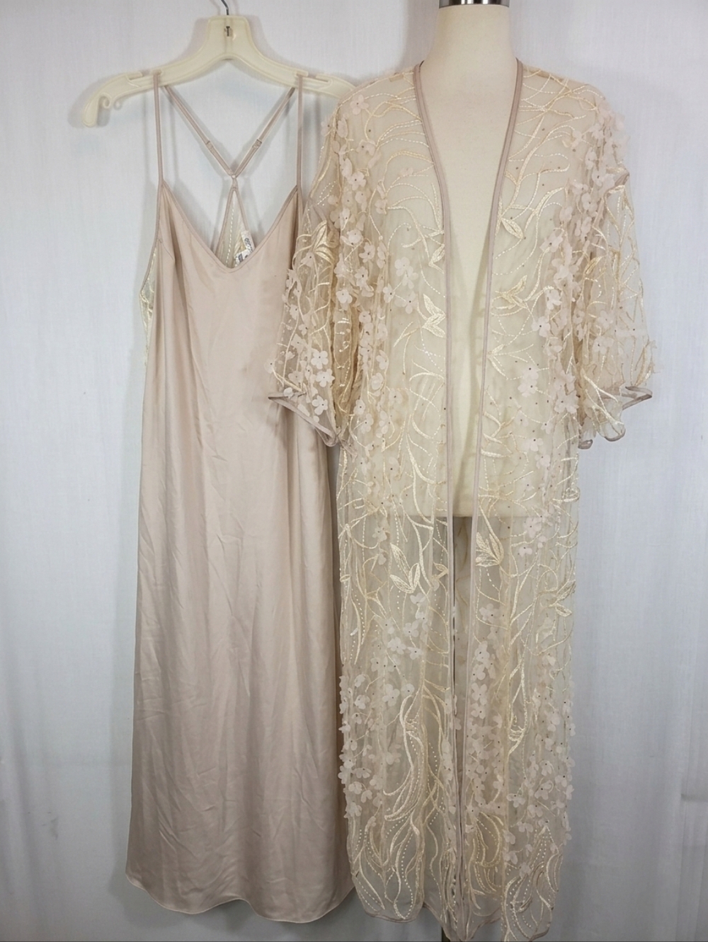 Rya Collection Floral Embroidered Lace Robe & Gown Set Champagne Size M